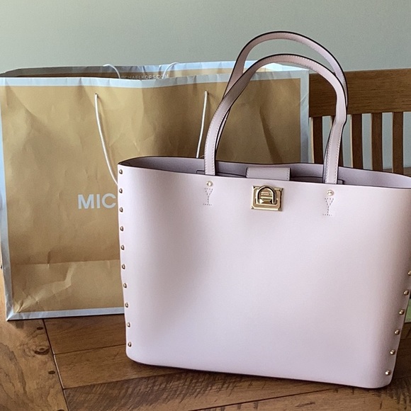 Michael Kors Authentic ManHatten Powder Blush Large TOTE. NWT - Picture 1 of 7